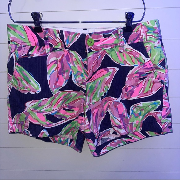 Lilly Pulitzer Floral Print Women's Shorts, The Callahan Shorts size 6 - Picture 1 of 7